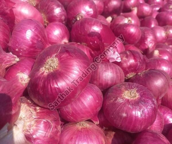 fresh-red-onion-1706350632-7266818.jpeg